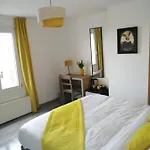 Les Remparts Hotell La Madelaine-sous-Montreuil