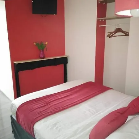 Hotel Les Remparts 2*