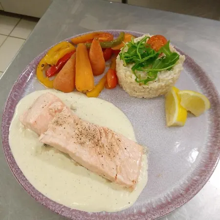 Les Remparts 2* La Madelaine-sous-Montreuil