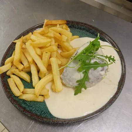 Les Remparts Hotel 2*