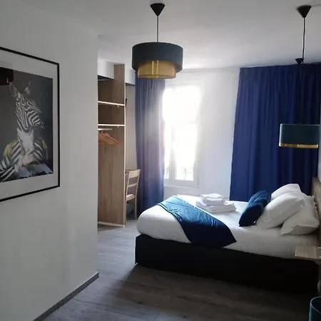 Hotel Les Remparts 2*